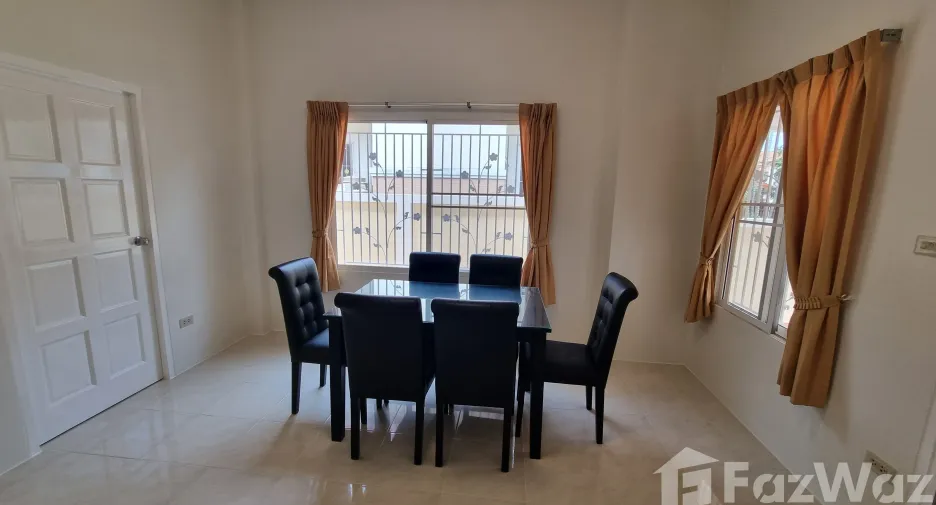 Haus zur Miete mit 3 Zimmer in Mueang Phuket, Phuket