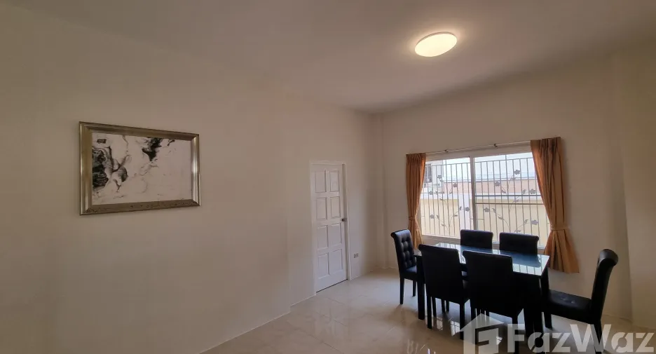 Haus zur Miete mit 3 Zimmer in Mueang Phuket, Phuket