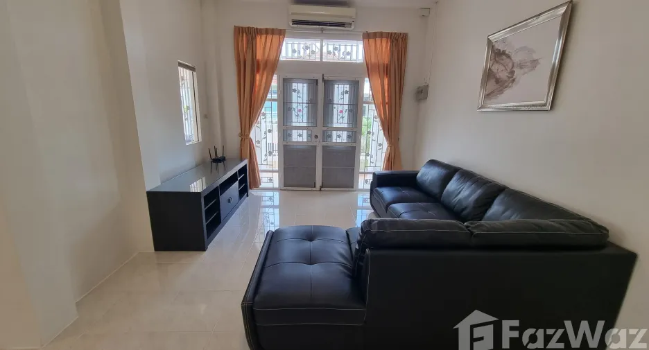 Haus zur Miete mit 3 Zimmer in Mueang Phuket, Phuket