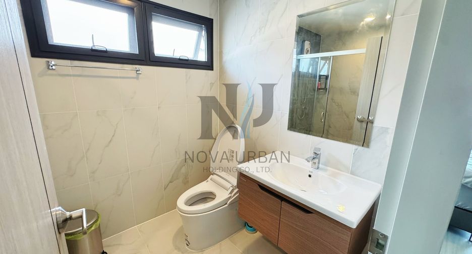Casa en alquiler de 3 habitaciones en East Pattaya, Pattaya