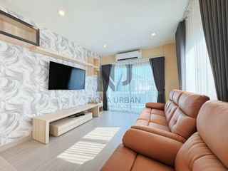 Casa en alquiler de 3 habitaciones en Bang Lamung, Chonburi