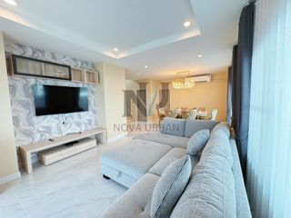 Casa en alquiler de 3 habitaciones en Bang Lamung, Chonburi