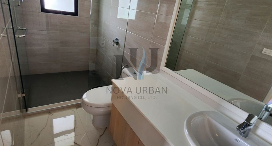 Condo en alquiler de 4 habitaciones en Pratumnak, Pattaya
