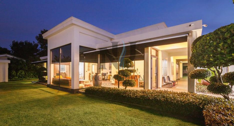 À vendre 2 chambres villa à East Pattaya, Pattaya