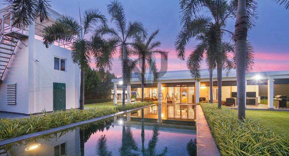 À vendre 2 chambres villa à East Pattaya, Pattaya