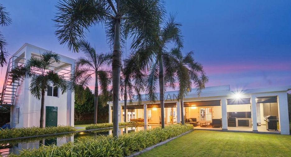 À vendre 2 chambres villa à East Pattaya, Pattaya