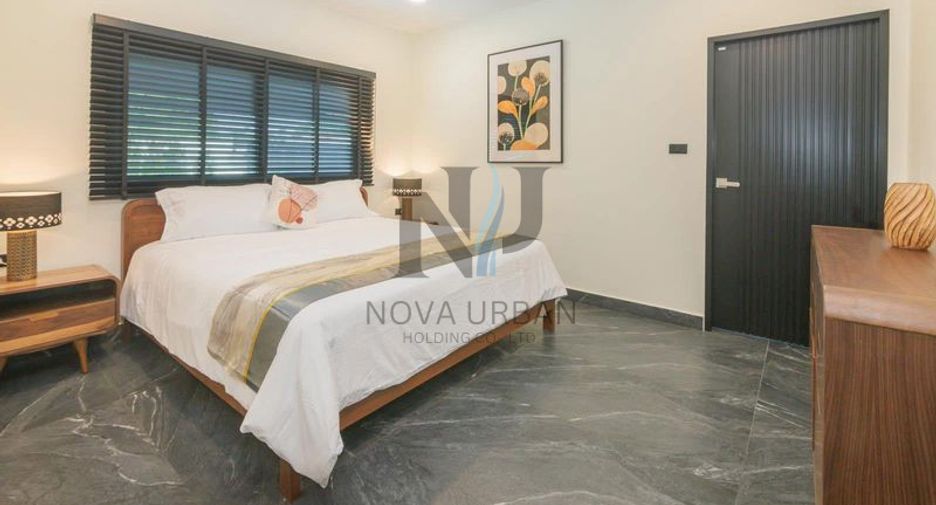 For sale 5 bedrooms villa in East Pattaya, Pattaya