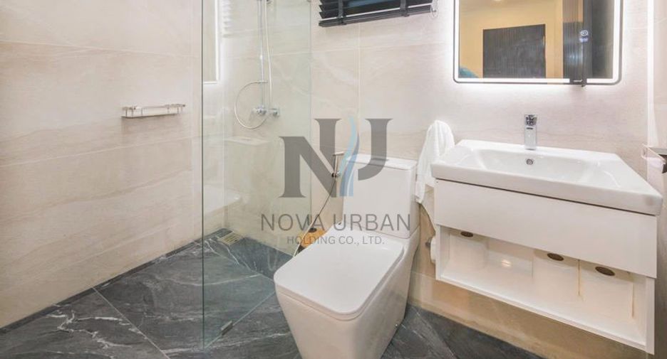 For sale 5 bedrooms villa in East Pattaya, Pattaya