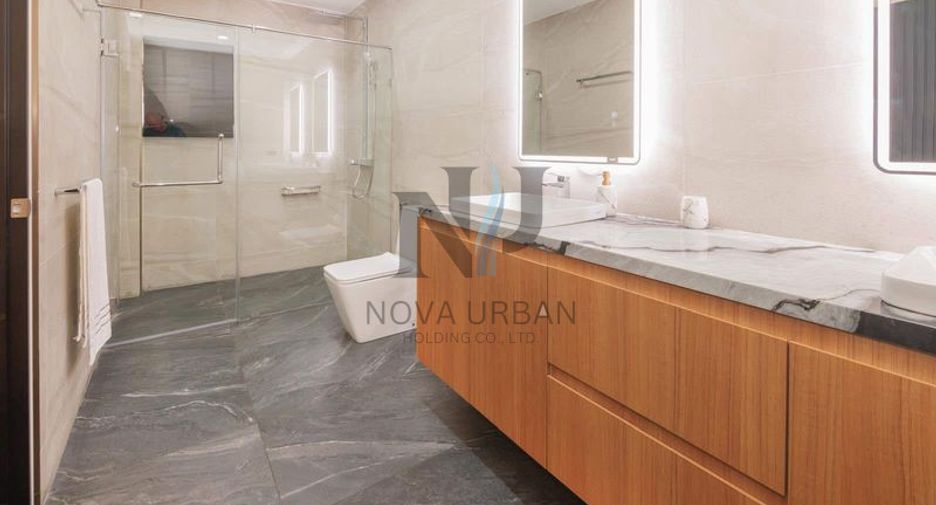 For sale 5 bedrooms villa in East Pattaya, Pattaya