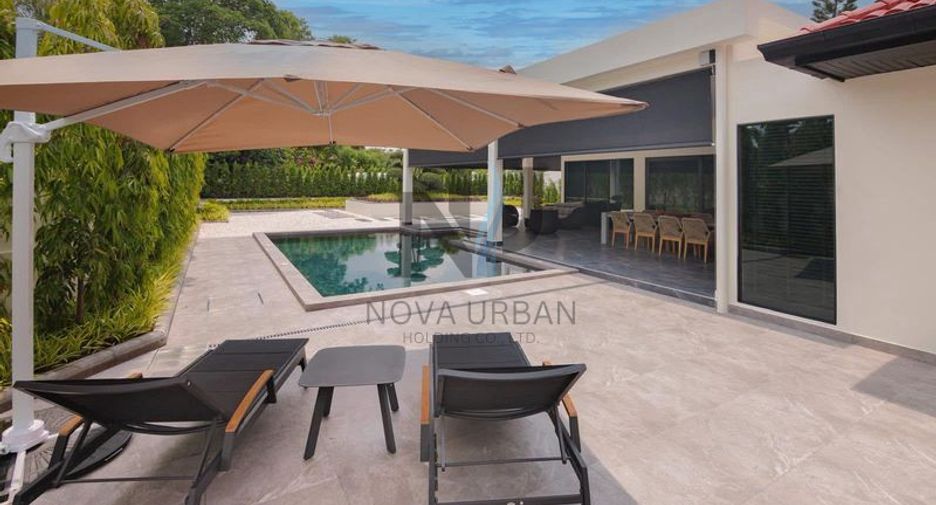 For sale 5 bedrooms villa in East Pattaya, Pattaya
