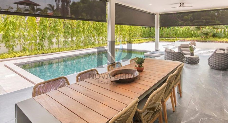 For sale 5 bedrooms villa in East Pattaya, Pattaya