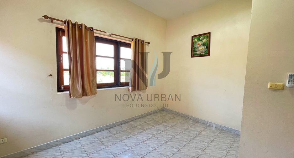For rent and for sale 4 bedrooms house in East Pattaya, Pattaya