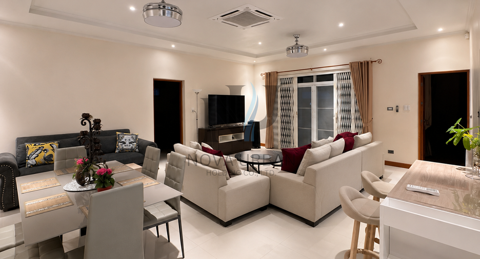 For sale and for rent 4 bedrooms villa in Bang Lamung, Chonburi