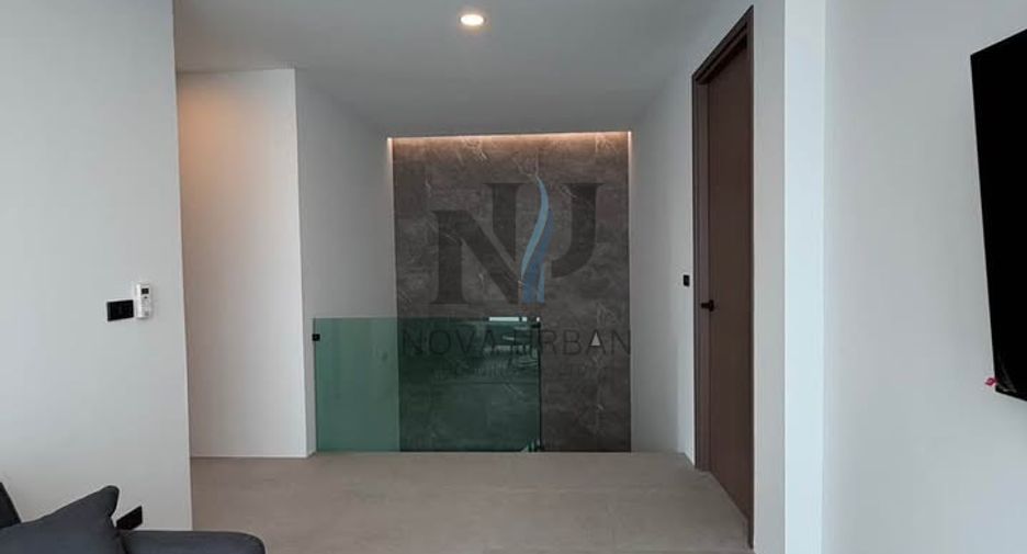 For rent 3 bedrooms villa in North Pattaya, Pattaya
