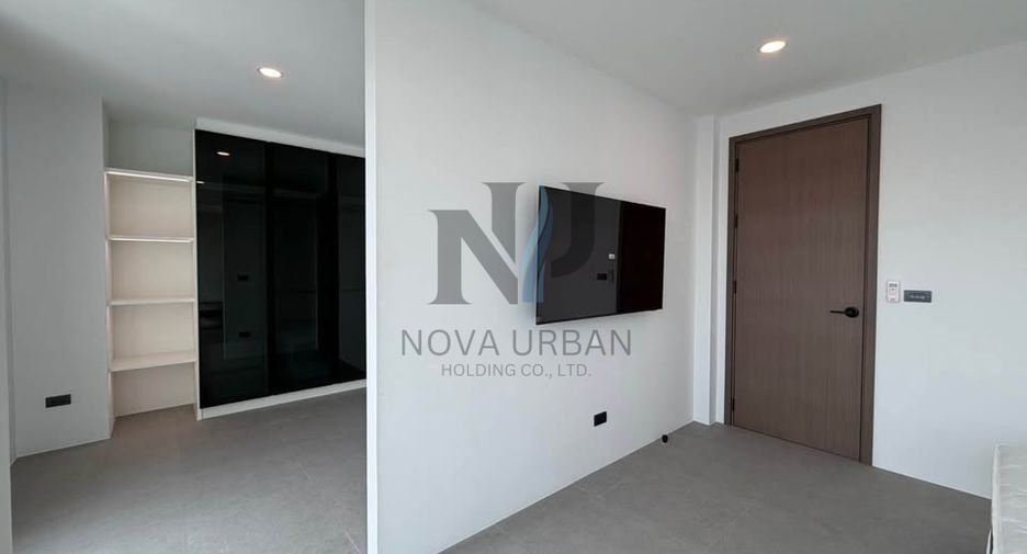 For rent 3 bedrooms villa in North Pattaya, Pattaya