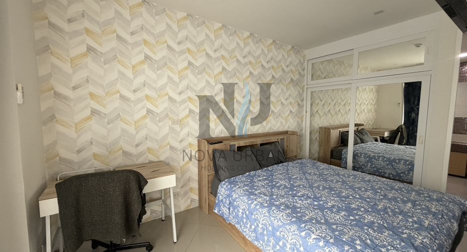 For rent 2 bedrooms condo in Bang Lamung, Chonburi