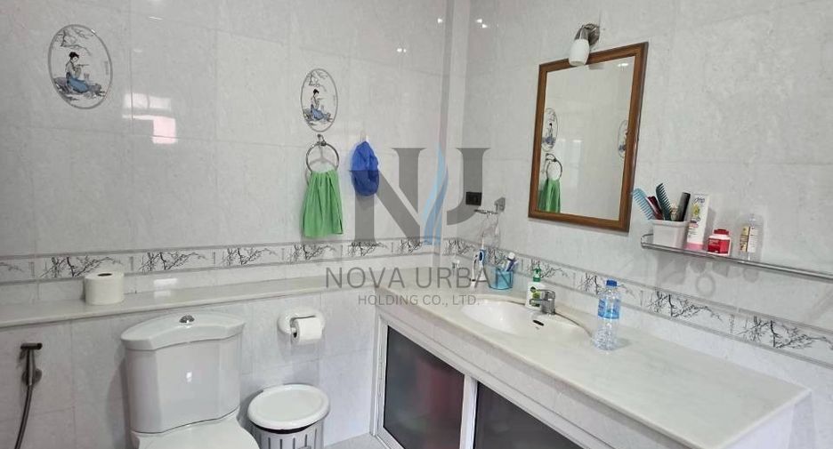 For sale 3 bedrooms house in Huay Yai, Pattaya