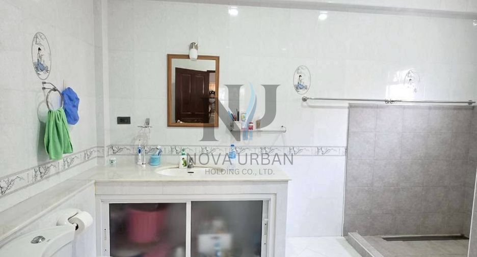 For sale 3 bedrooms house in Huay Yai, Pattaya