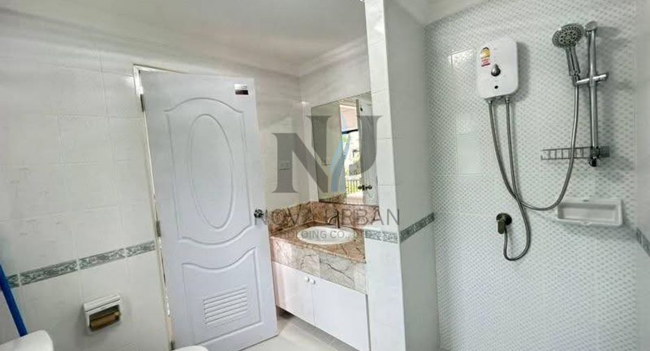 Casa en venta de 4 habitaciones en Na Jomtien, Pattaya