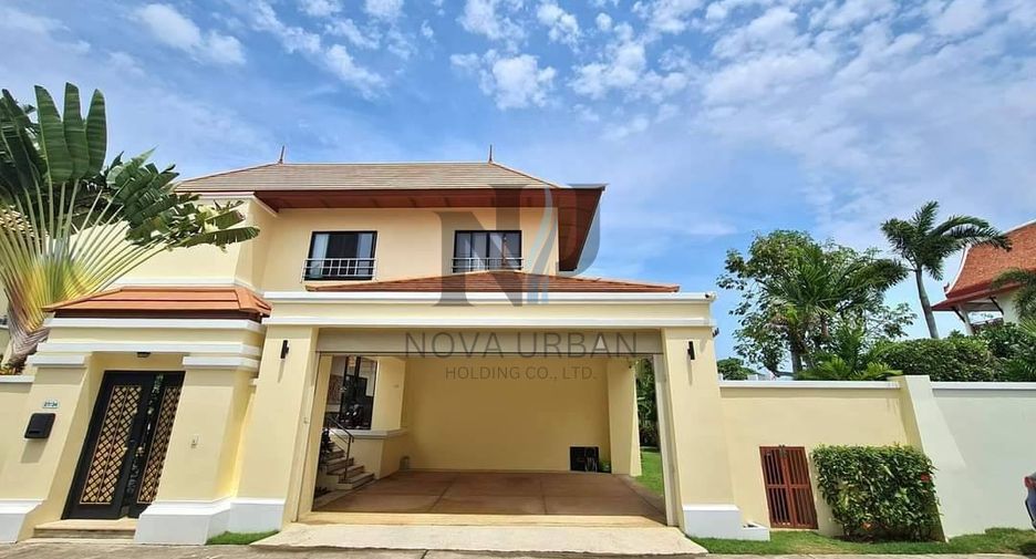 For sale 3 bedrooms villa in Bang Saray, Pattaya