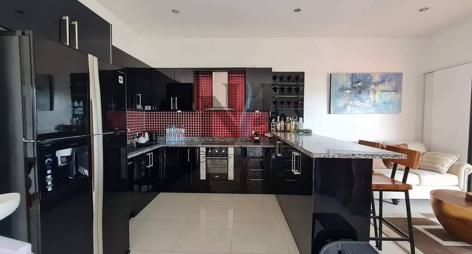 For sale 3 bedrooms villa in Bang Saray, Pattaya