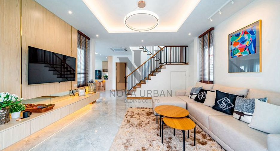 For sale 4 bedrooms villa in Jomtien, Pattaya