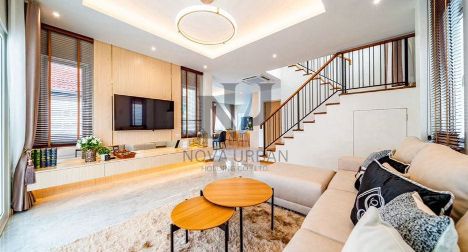For sale 4 bedrooms villa in Jomtien, Pattaya