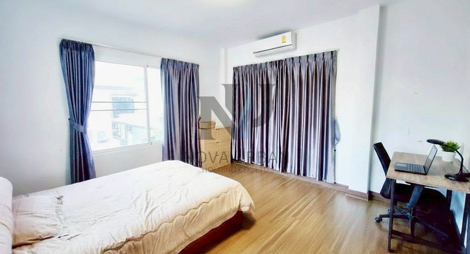 For sale 3 ベッドルーム house in East Pattaya, Pattaya
