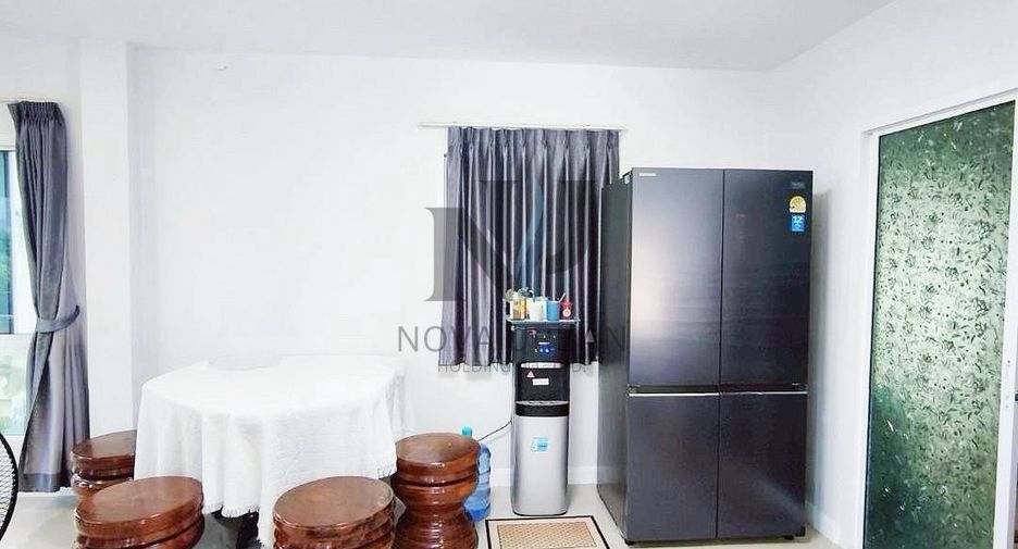 For sale 3 ベッドルーム house in East Pattaya, Pattaya