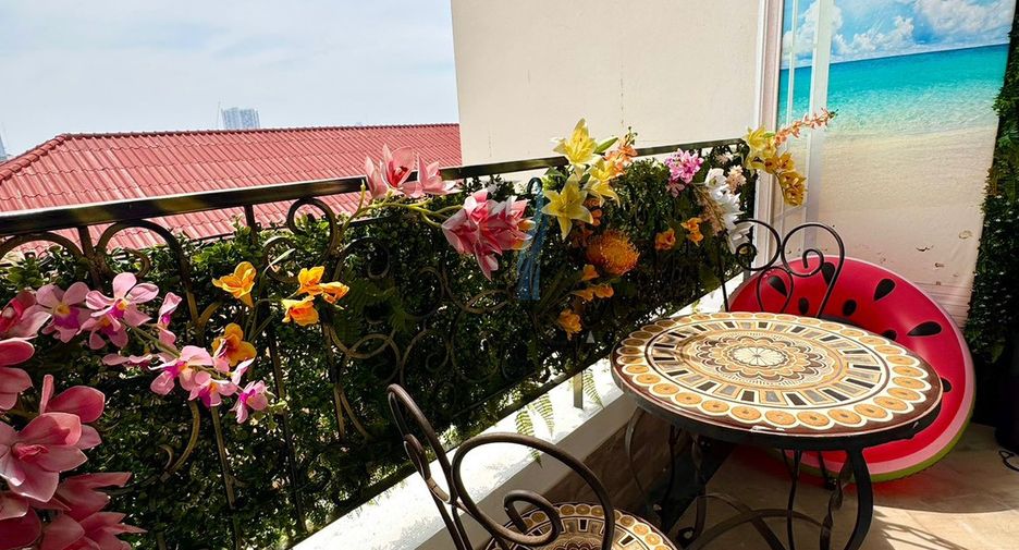 For sale and for rent 2 bedrooms condo in Bang Lamung, Chonburi