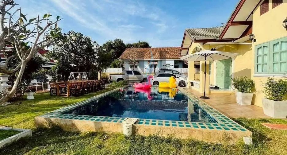 À vendre 3 chambres villa à Sattahip, Pattaya