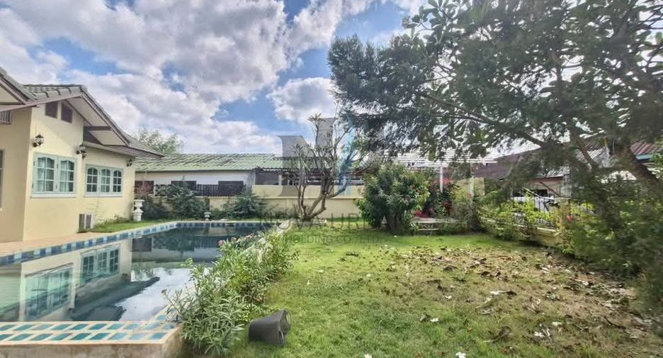 À vendre 3 chambres villa à Sattahip, Pattaya