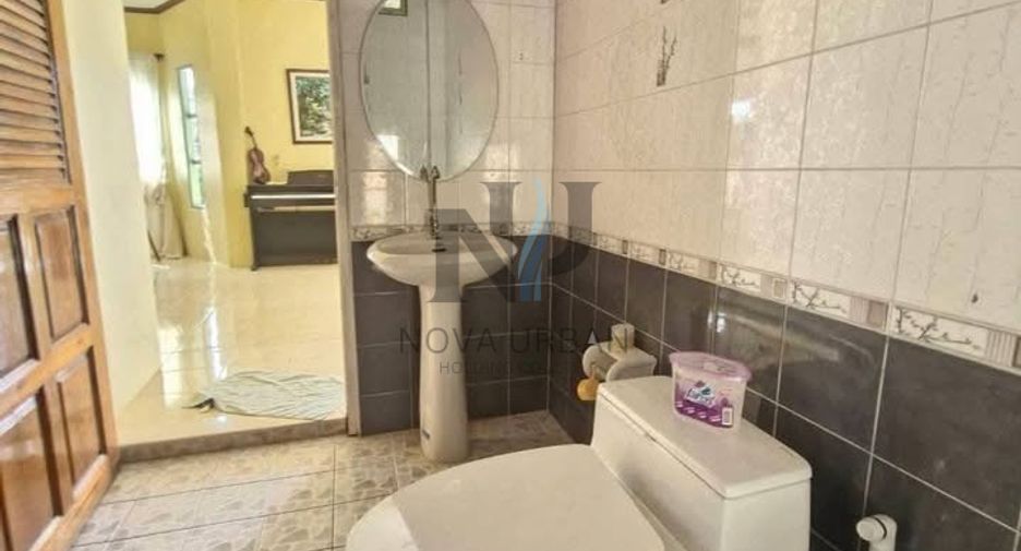 À vendre 3 chambres villa à Sattahip, Pattaya