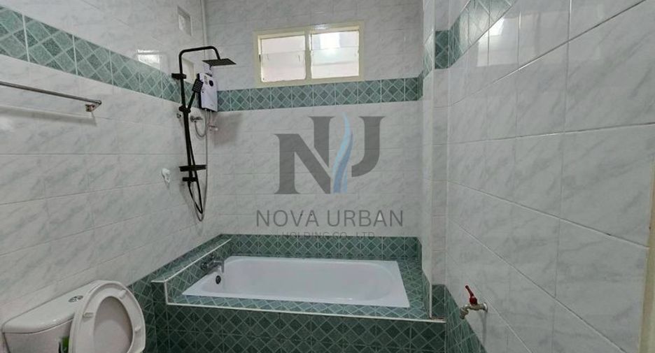 For rent 3 bedrooms house in East Pattaya, Pattaya
