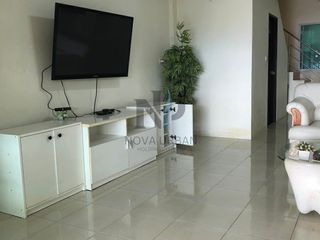 Casa adosada en venta de 2 habitaciones en Bang Lamung, Chonburi