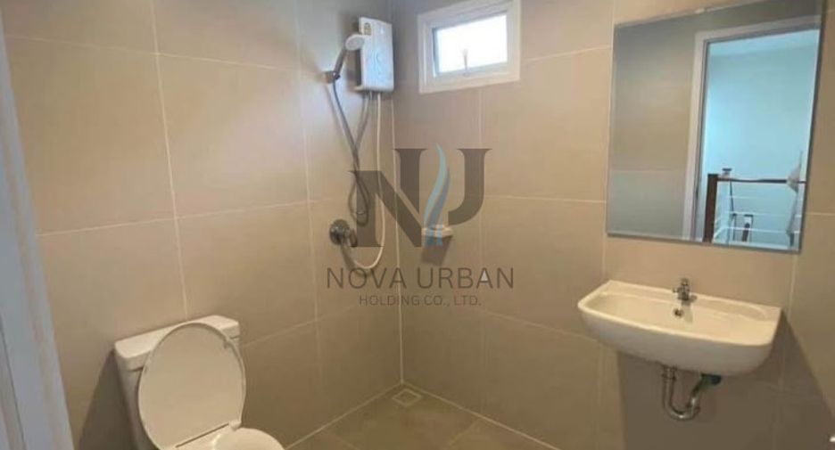 For rent 3 bedrooms house in Bang Lamung, Chonburi
