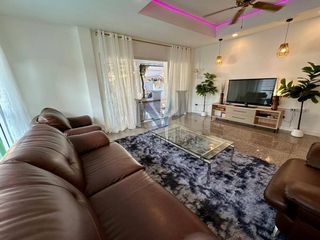 For Rent 5 Bedroom Villa In Bang Lamung, Chonburi