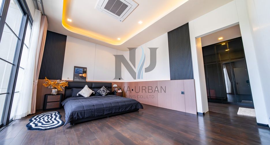 Casa en venta de 5 habitaciones en Bang Lamung, Chonburi