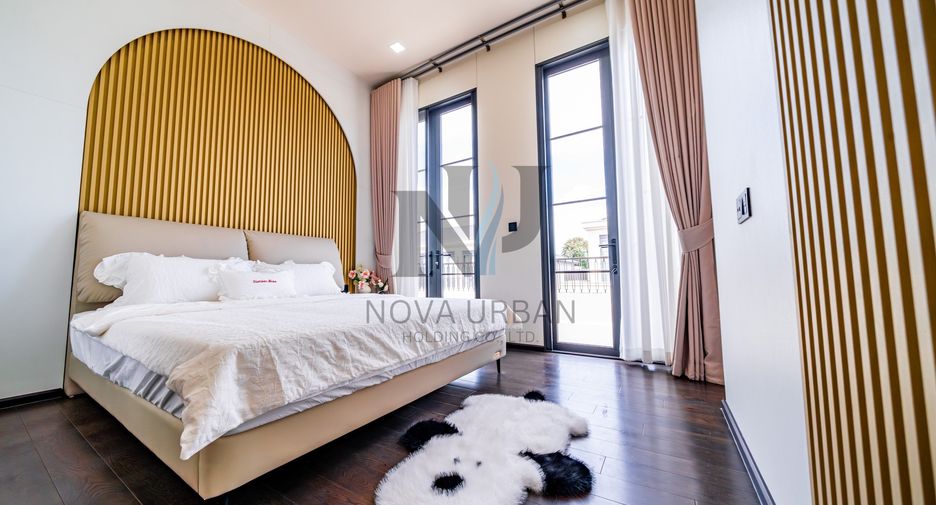 Casa en venta de 5 habitaciones en Bang Lamung, Chonburi
