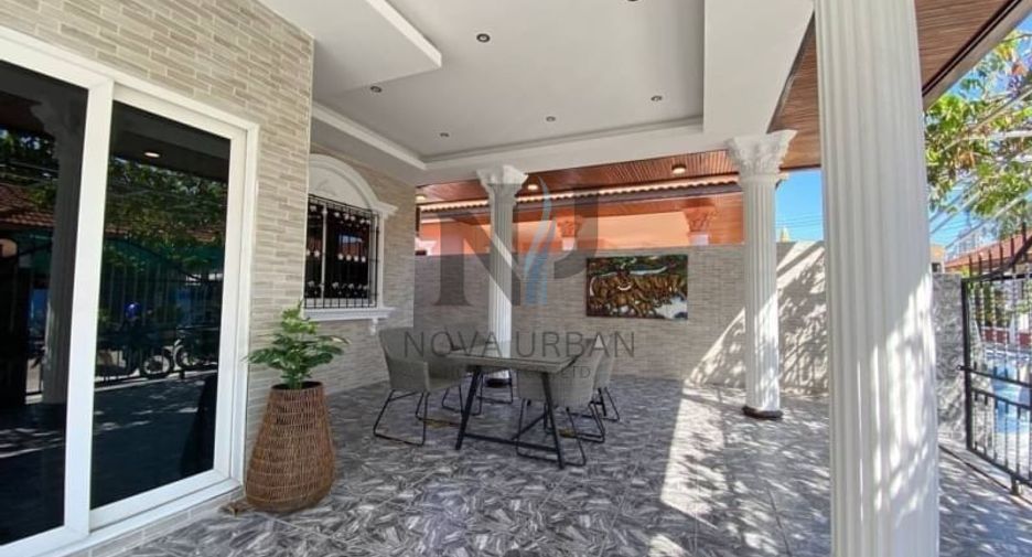 For sale 3 bedrooms house in Jomtien, Pattaya