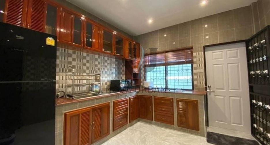 For sale 3 bedrooms house in Jomtien, Pattaya