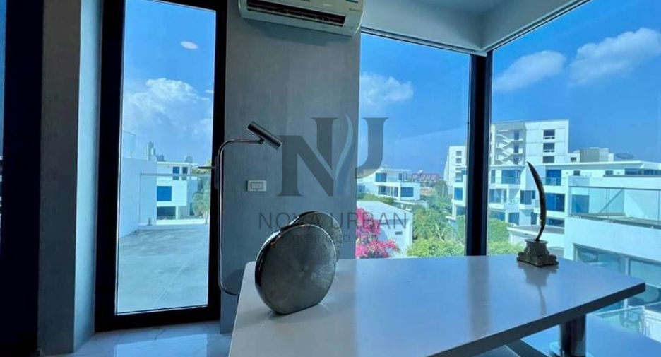 For sale 3 bedrooms villa in Bang Lamung, Chonburi