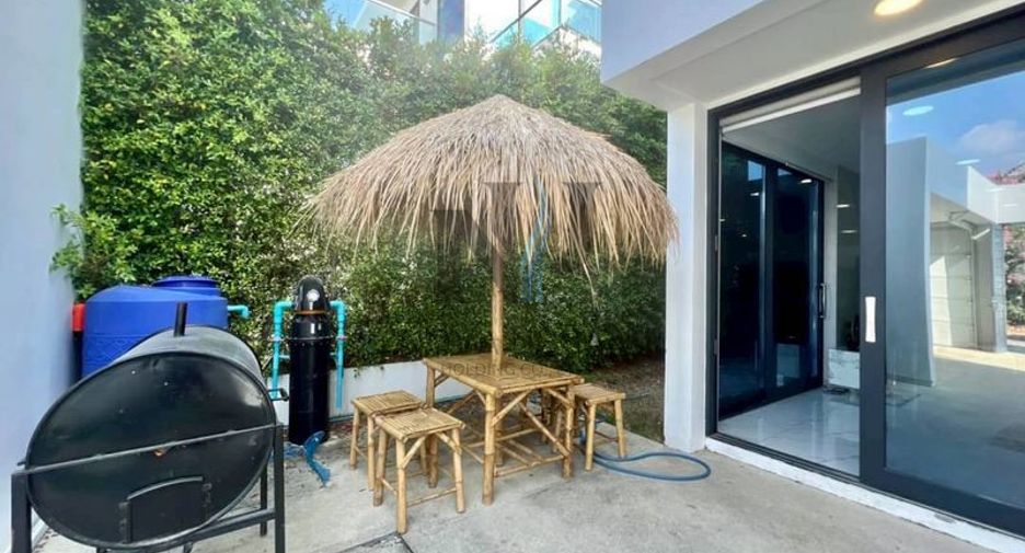 For sale 3 bedrooms villa in Bang Lamung, Chonburi