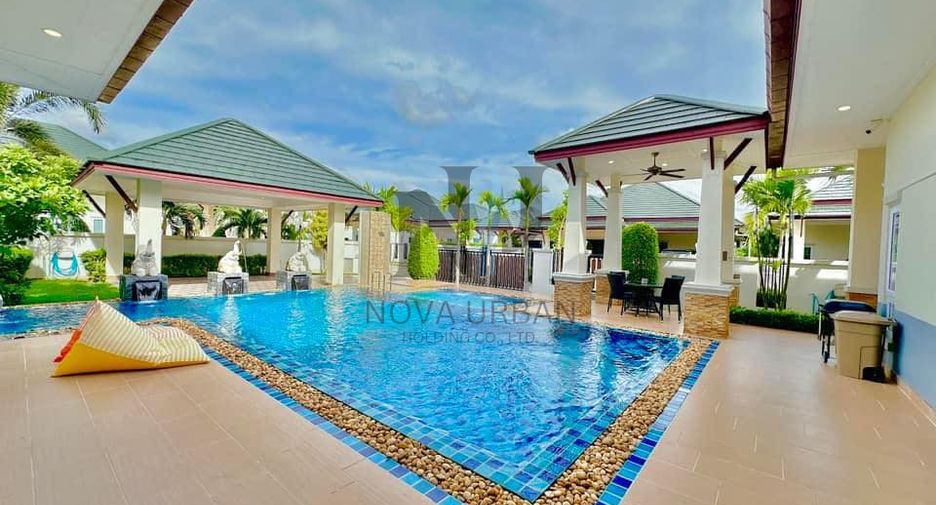 Villa zum Kauf und zur Miete mit 4 Zimmer in Huay Yai, Pattaya