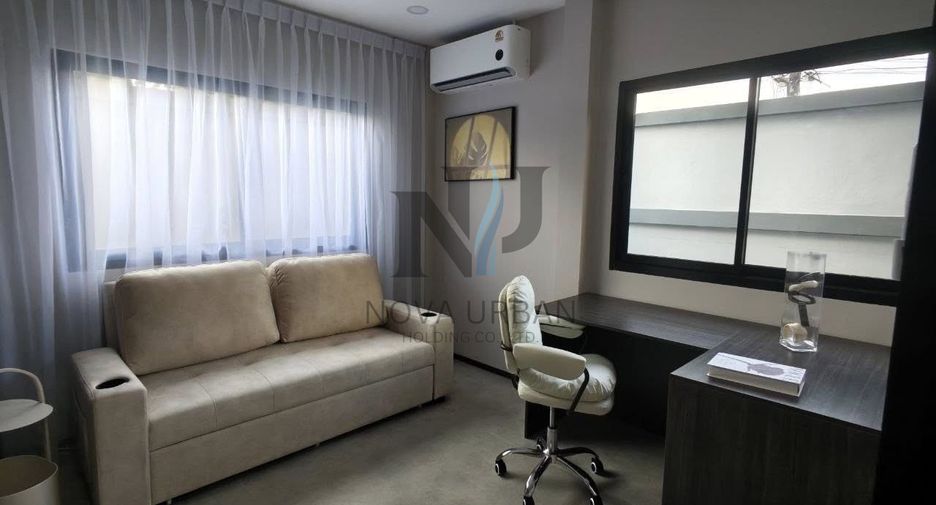 For sale 5 bedrooms house in Bang Lamung, Chonburi