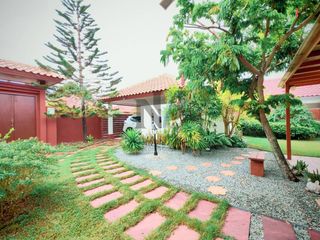 Casa en venta y en alquiler de 2 habitaciones en Bang Lamung, Chonburi