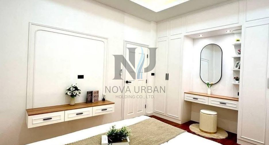 For sale 4 bedrooms house in Bang Lamung, Chonburi