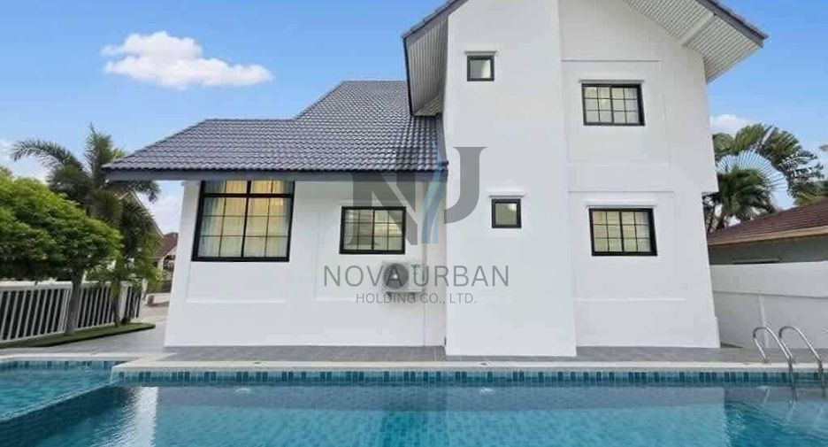 For sale 4 bedrooms house in Bang Lamung, Chonburi