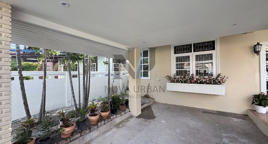 For sale 4 bedrooms villa in Bang Lamung, Chonburi