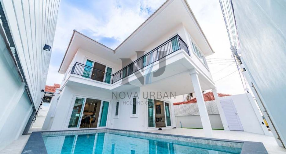 Villa zum Kauf mit 4 Zimmer in Jomtien, Pattaya